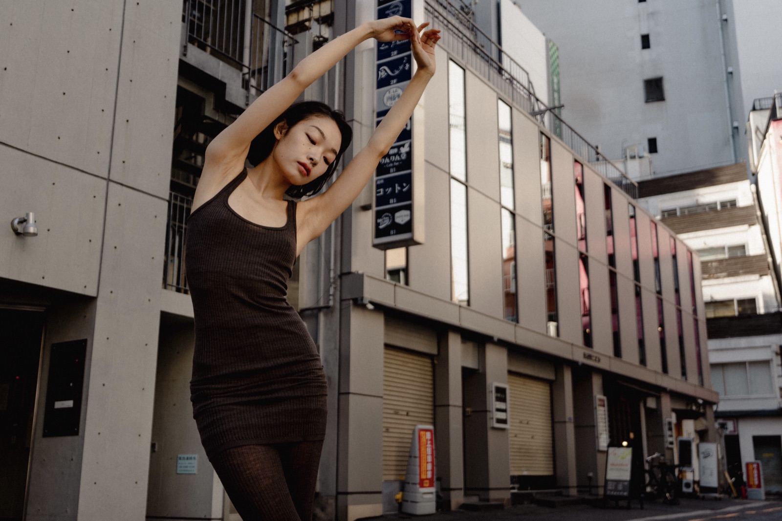 Ernest Leoty editorial
